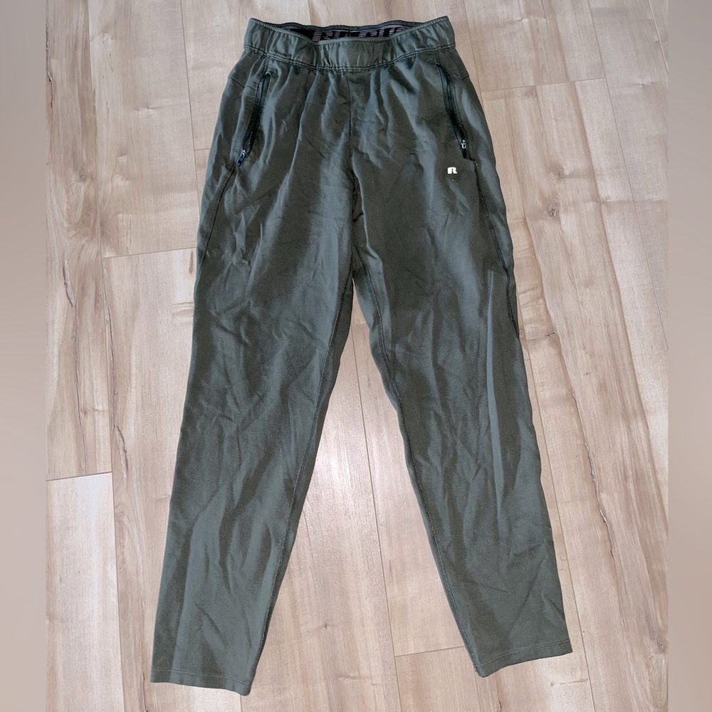 Russell brand army green joggers size small, stretchy breathable material